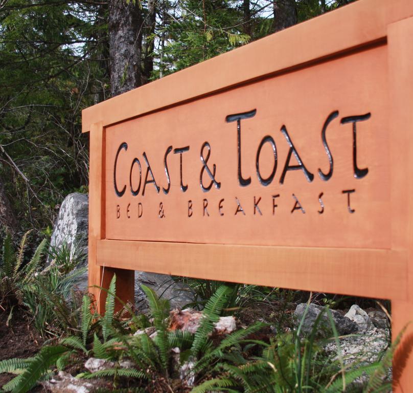 Coast And Toast Bed & Breakfast Ucluelet Exterior photo